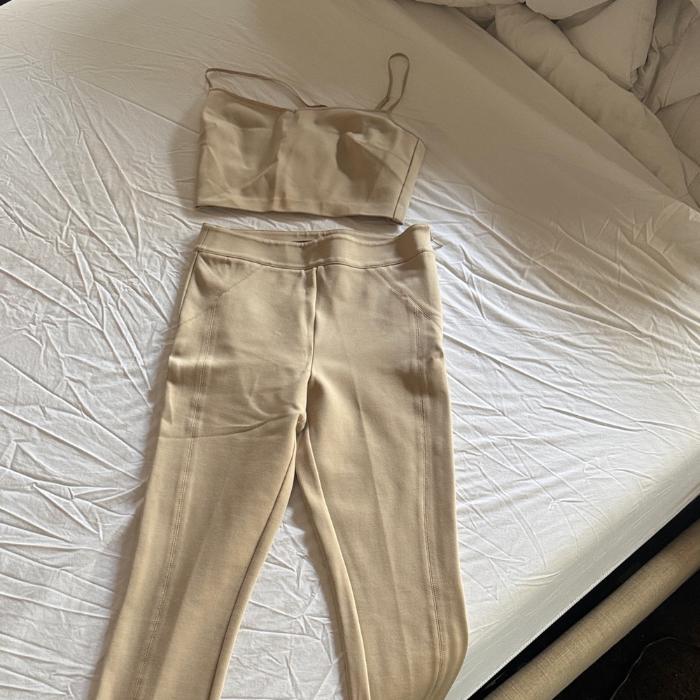 Marciano Cream Ponte High-Rise Knit Pant set